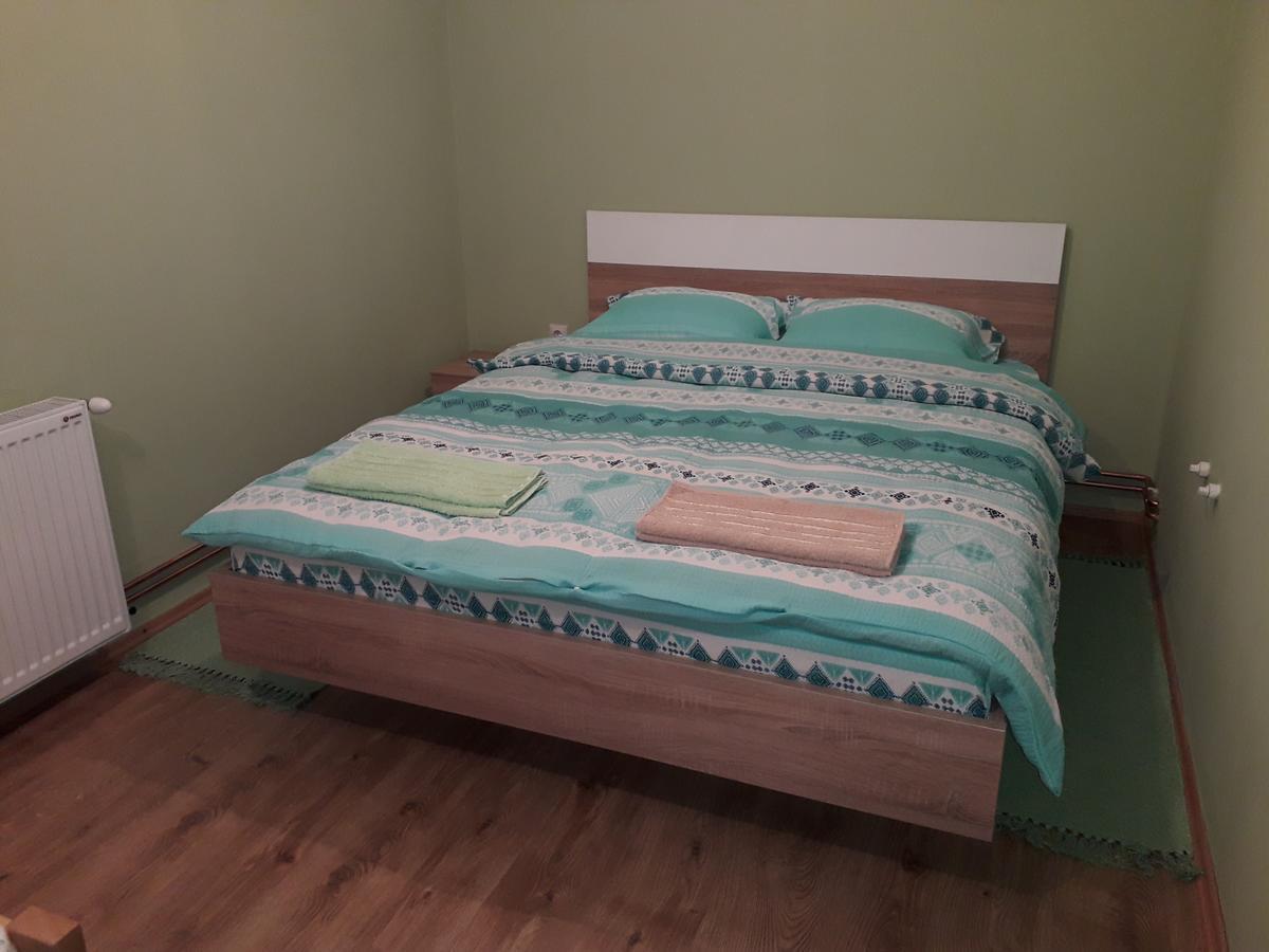 Rooms Violeta Μόκρα Γκόρα Εξωτερικό φωτογραφία