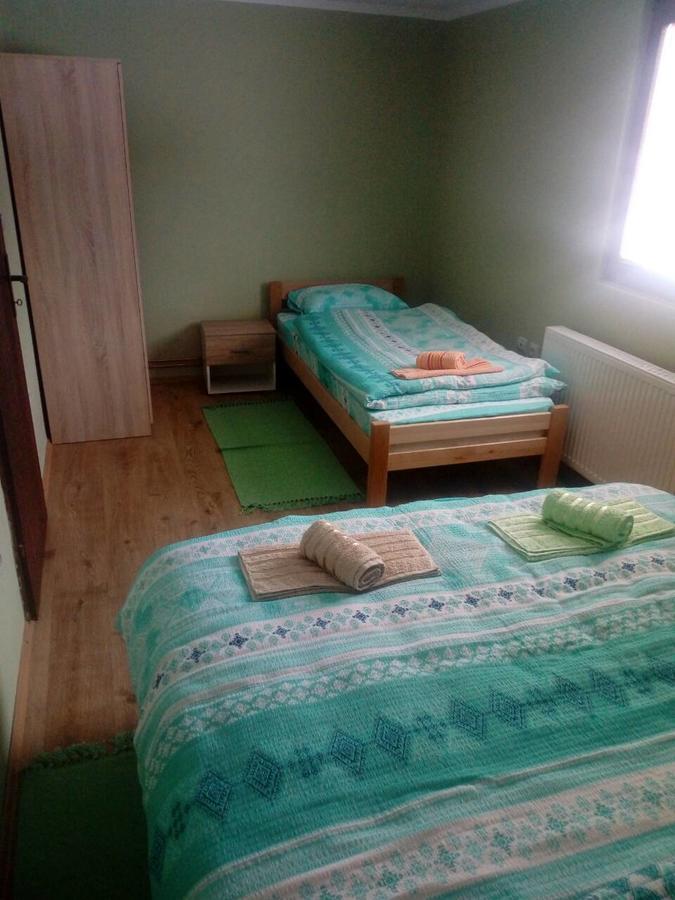 Rooms Violeta Μόκρα Γκόρα Εξωτερικό φωτογραφία