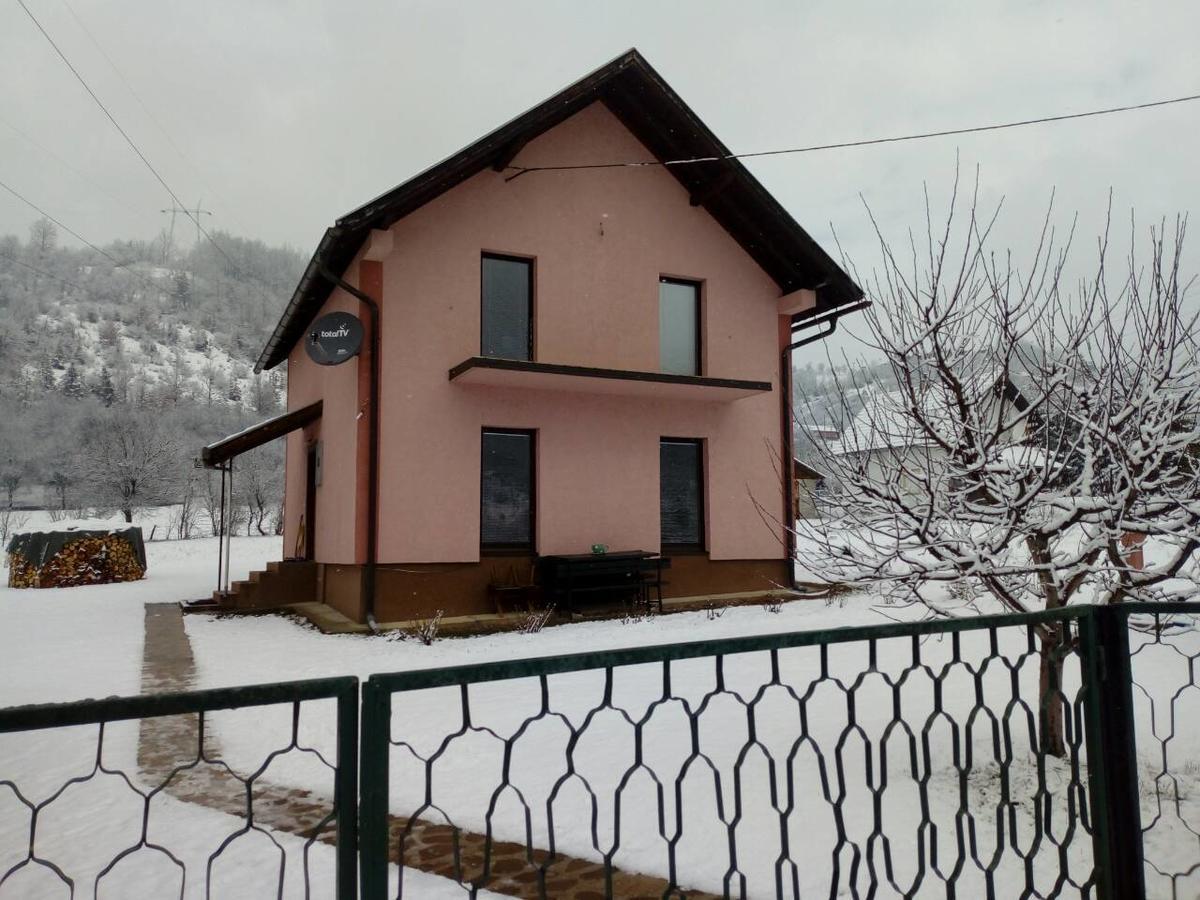 Rooms Violeta Μόκρα Γκόρα Εξωτερικό φωτογραφία